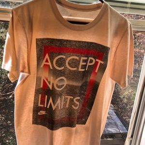 Nike T-shirt